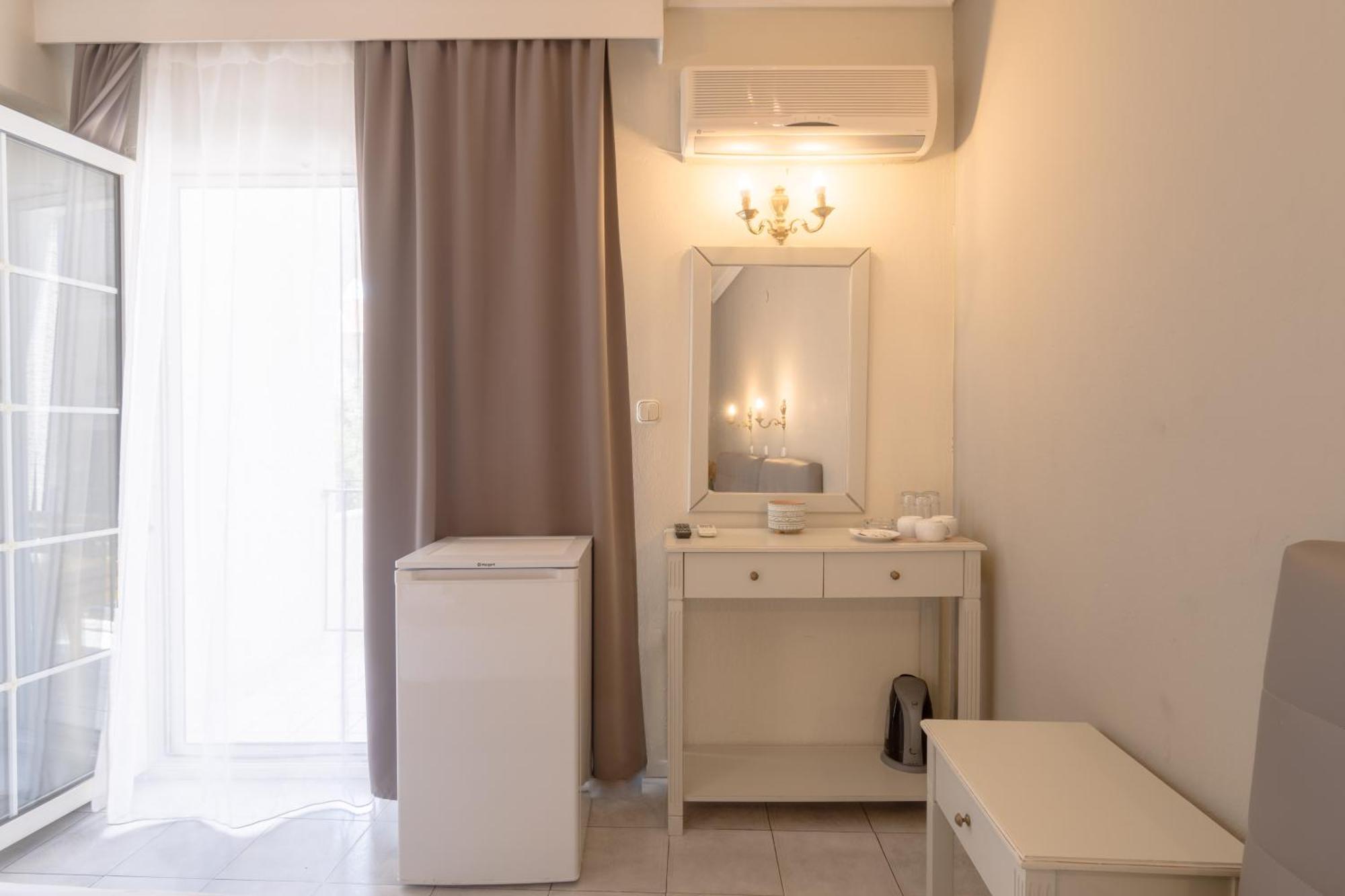 Mironi & Victoria Hotel Limenas  Luaran gambar